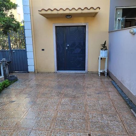 Italian Style Apartment ドゥラス エクステリア 写真