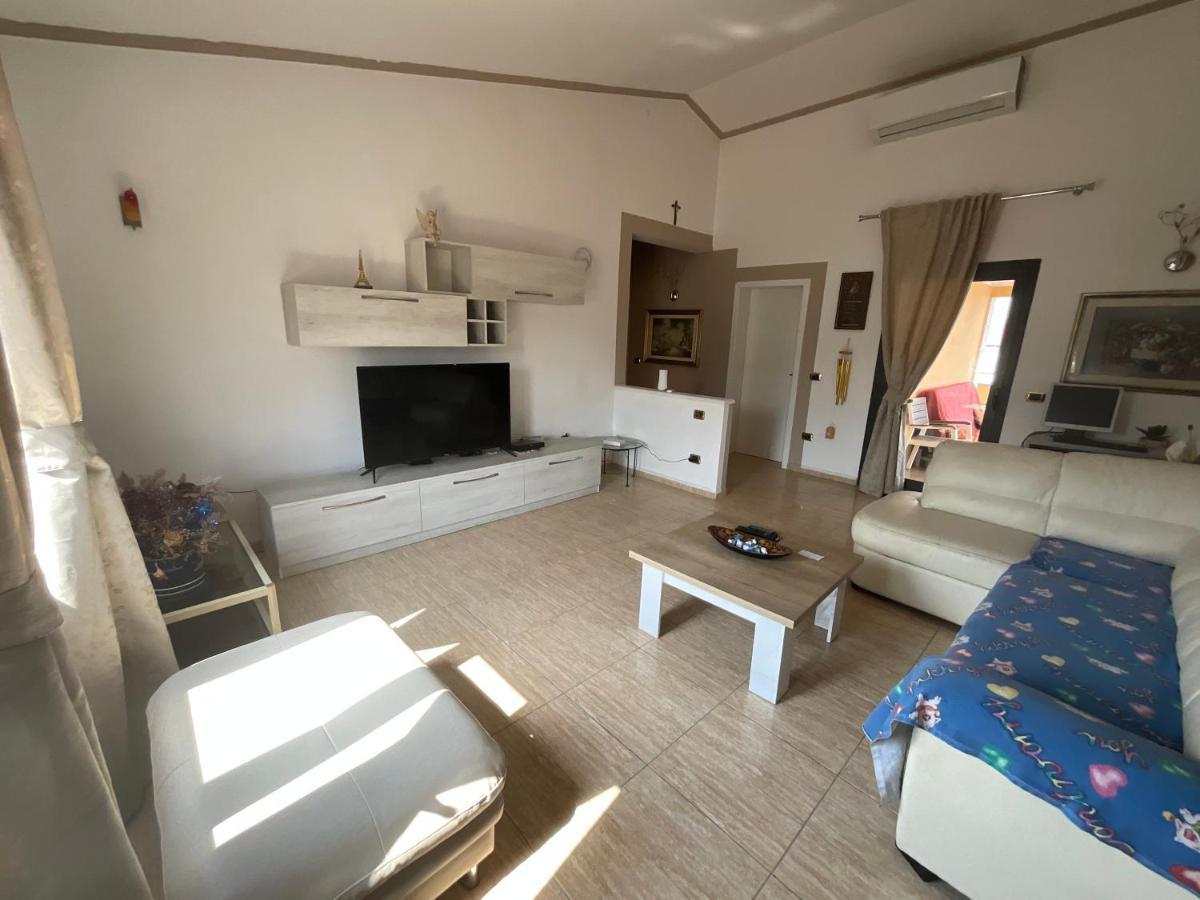 Italian Style Apartment ドゥラス エクステリア 写真